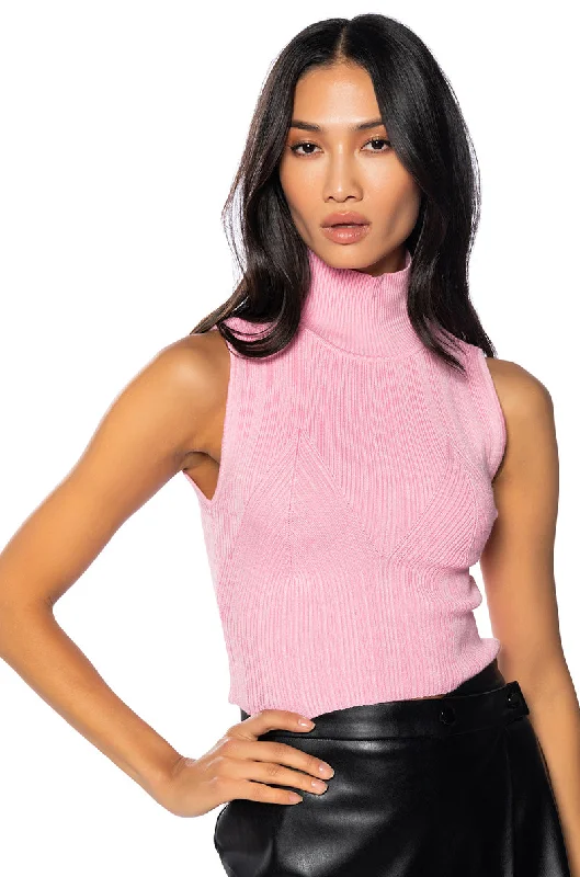 PAXTON SLEEVELESS TURTLENECK RIB CROP SWEATER IN LIGHT PINK