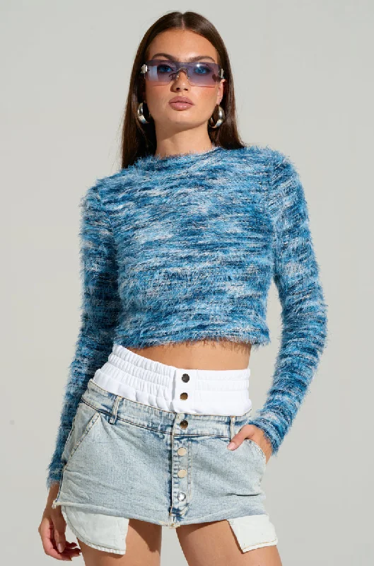 BIG FUZZY ENERGY CROPPED SWEATER IN BLUE